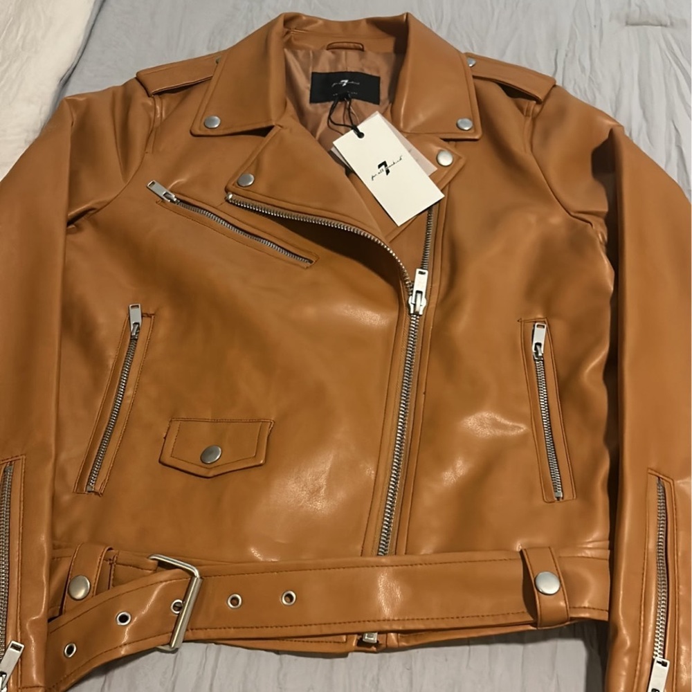 NWT 7 For all mankind Faux leather jacket. Size medium. Color Cognac.